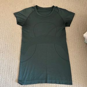 Womens lululemon swiftly tech tee
